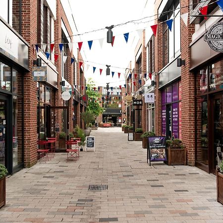 Stratford-Upon-Avon Luxury Snug With Free Parking Appartement Buitenkant foto